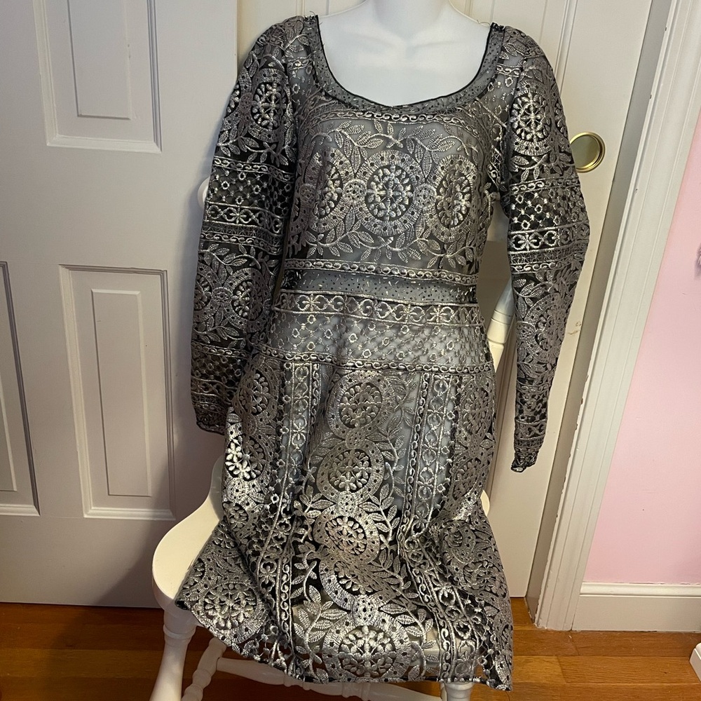 Kay Unger Silver Sparkly Midi Dress with Long Sleeves